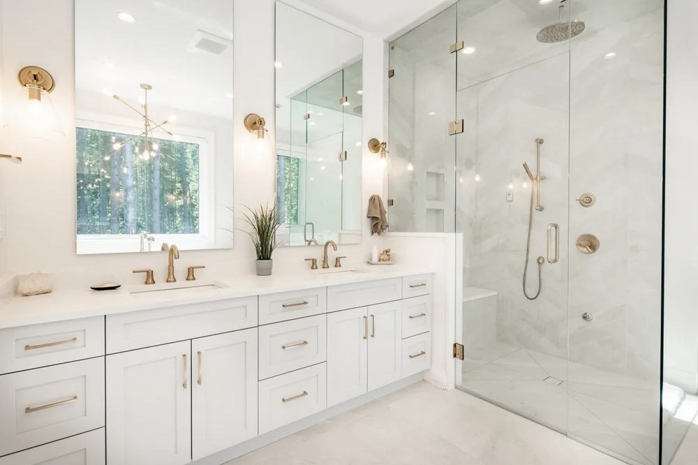 Contemporary Bathroom Renovation Houston - Custom Walk-in Shower by Levi Homes